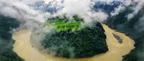  ヤルンツァンポ氷河、壮大な氷の世界とチベット仏教の神秘に触れる旅！